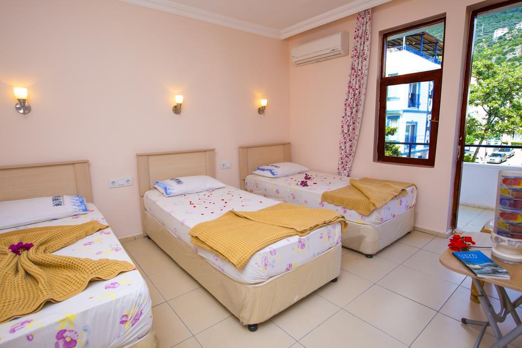 Pinar Pansiyon Kaş Habitación foto